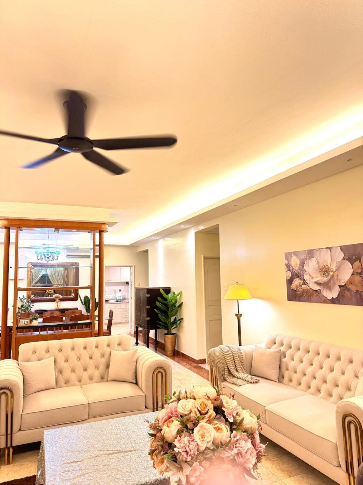 Pangsapuri Klcc In Kl 2000sqf Luxurious Kuala Lumpur