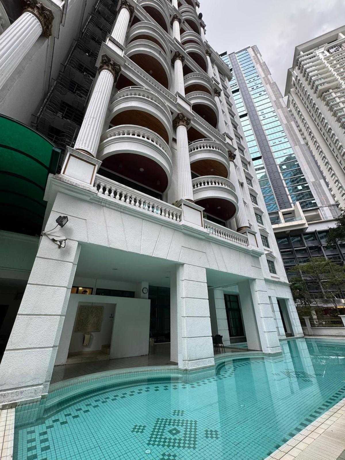 Klcc In Kl 2000sqf Luxurious Kuala Lumpur