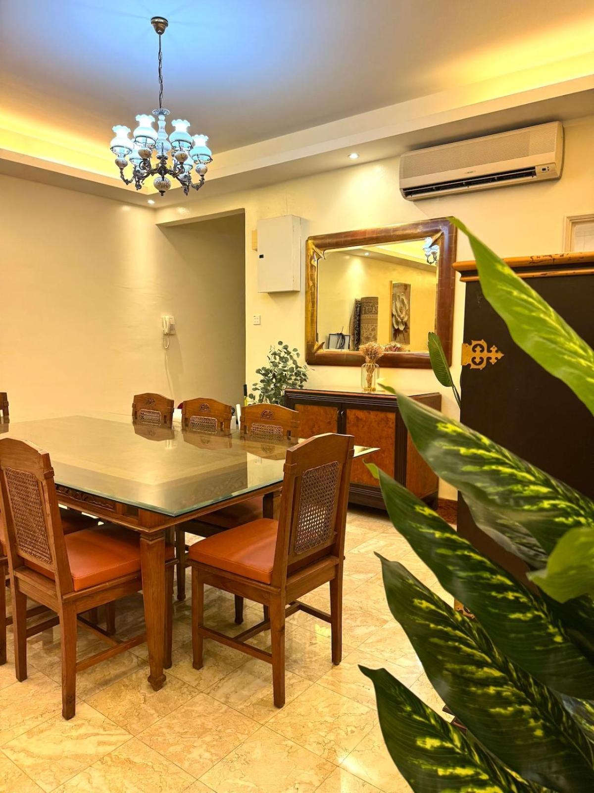 Klcc In Kl 2000sqf Luxurious Pangsapuri *